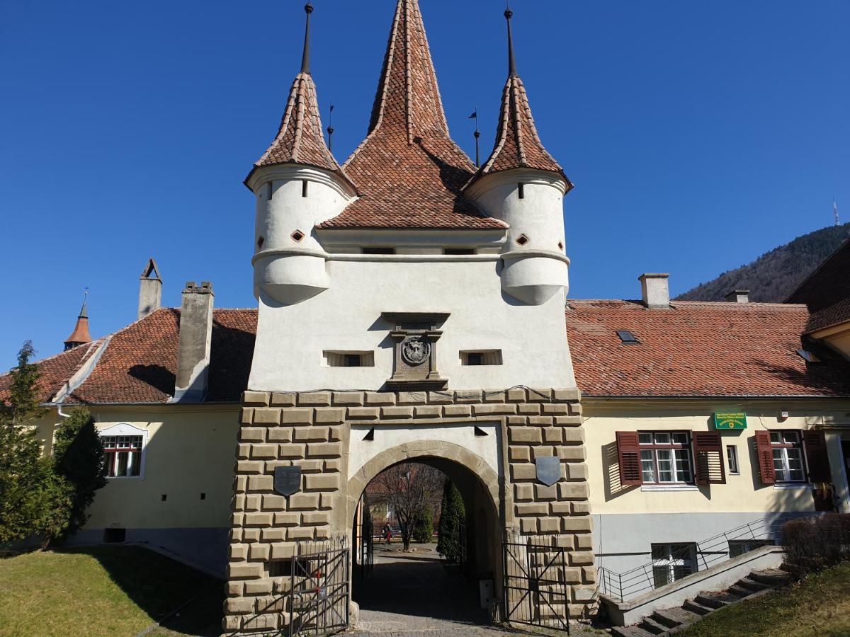 Old City Lux Braşov Esterno foto
